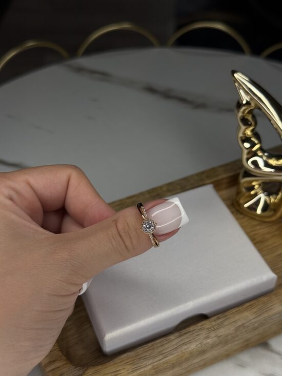 Luxus rozā zelta gredzens SR11