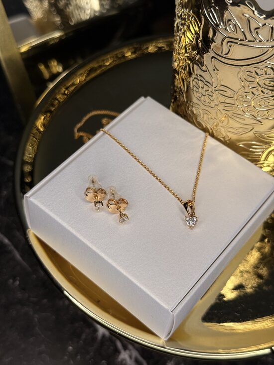 Rozā zelta komplekts ar sirsniņām PP84