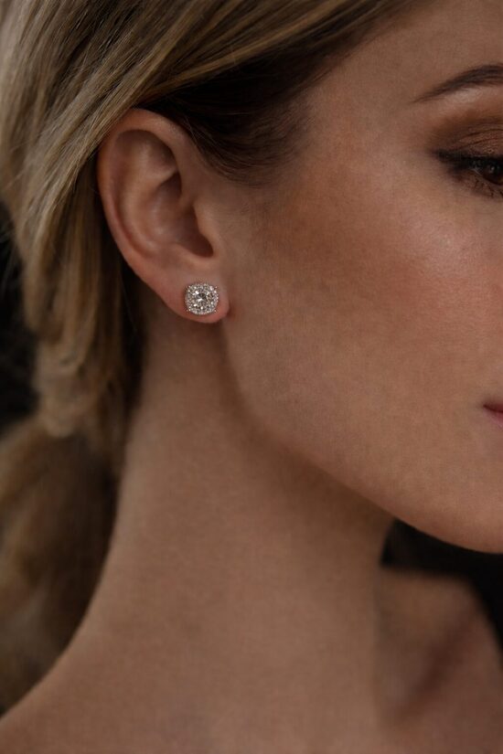 Rozā zelta lux auskariņi PP6