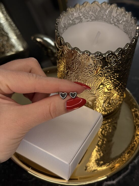 Sudraba sirsniņu auskari V11