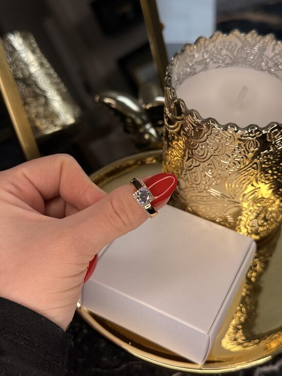 Rozā zelta gredzens (16.izmērs) V70