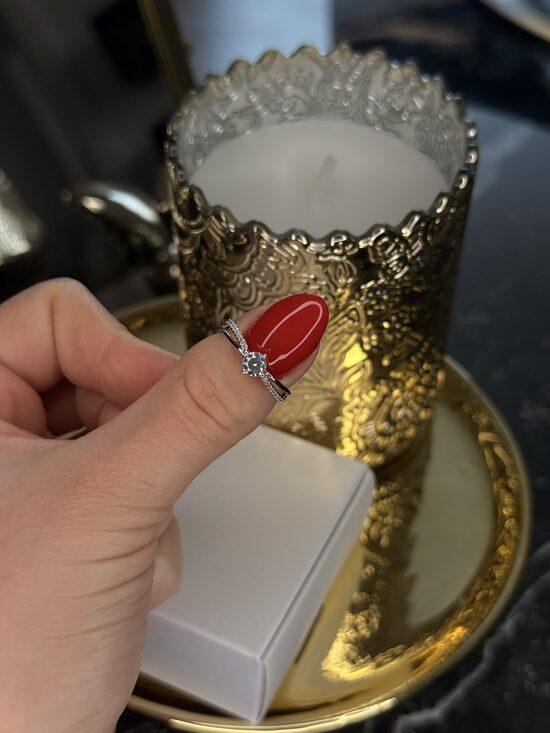 Sudraba lux gredzens V77