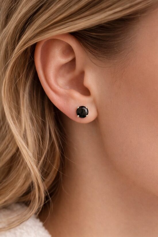 Auskariņi, apzeltīti 7mm - melni EP13