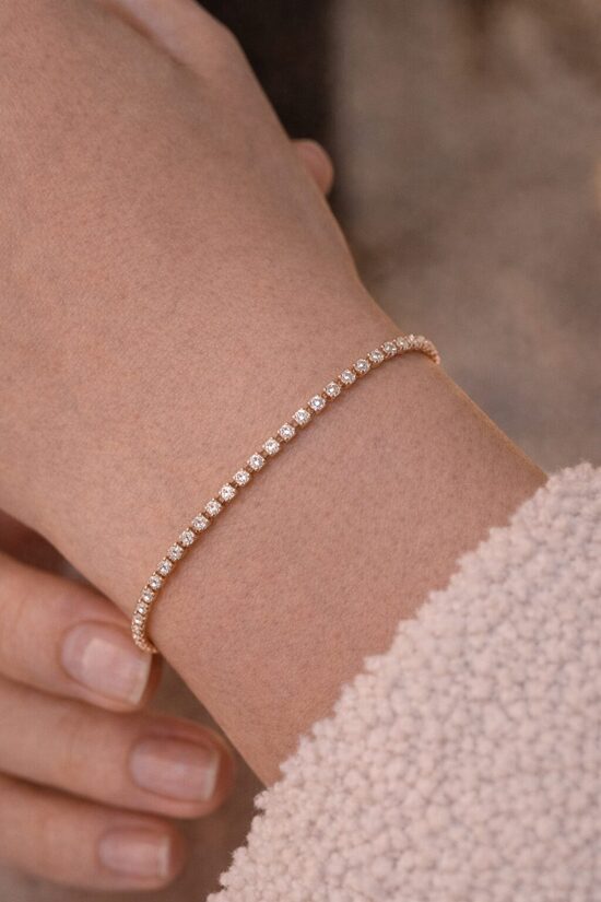 Apzeltīta rokassprādze ar cirkonijiem SR111