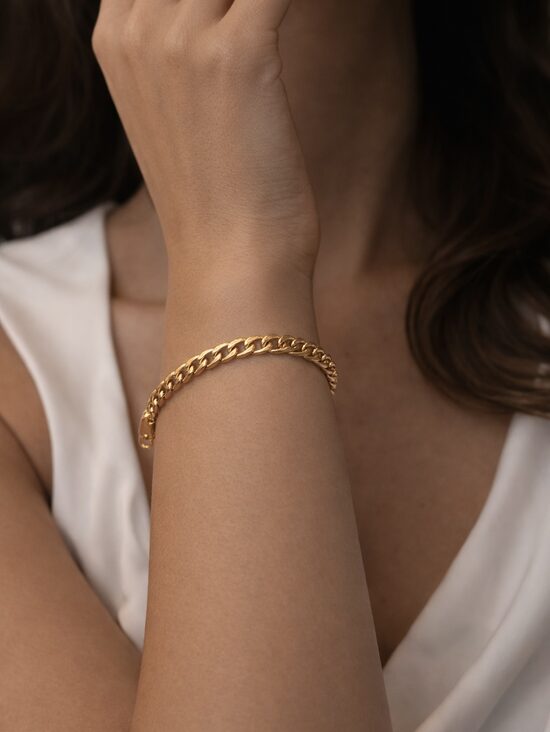 Rozā zelta rokassprādze PP400