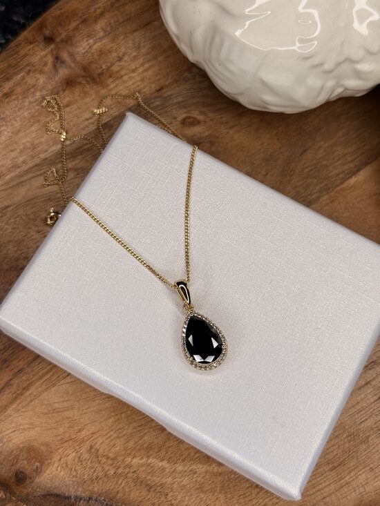 Rozā zelta kaklarota ar melnu cirkoniju RP70