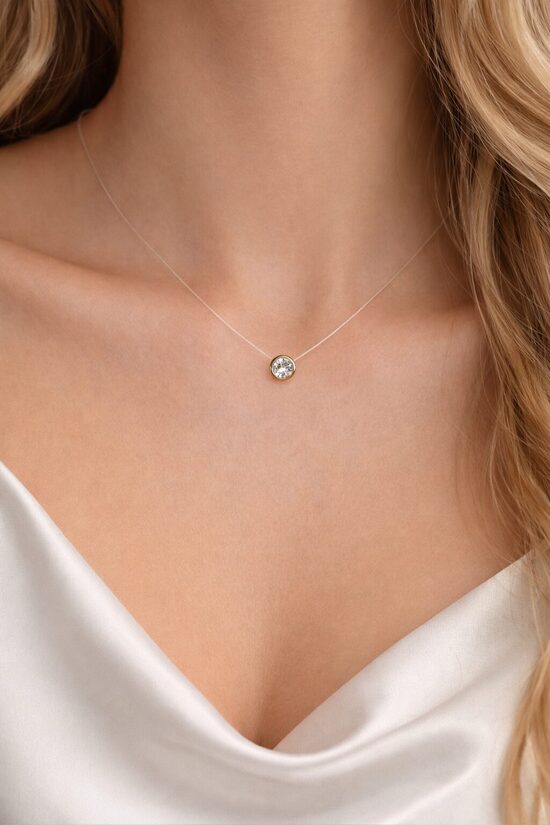 Apzeltīta neredzamā kaklarota ar baltu cirkoniju 