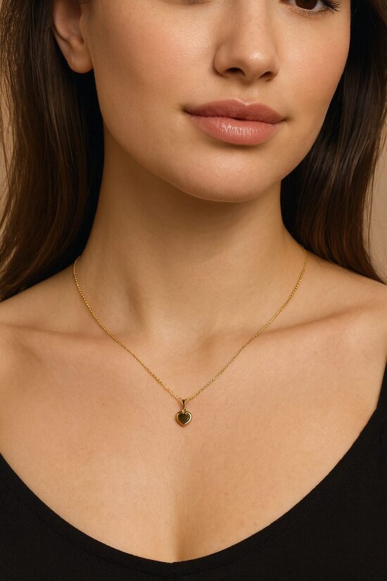 Rozā zelta kaklarota ar sirsniņas kulonu A101