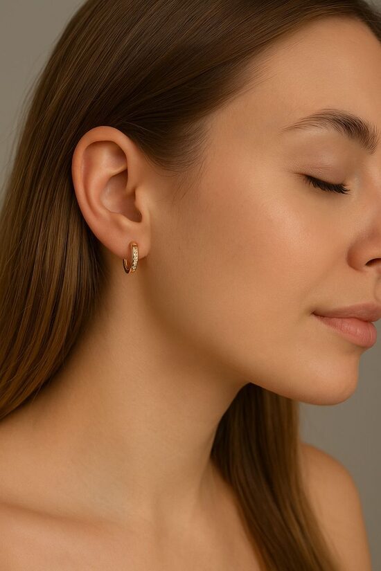 Apzeltīti lux auskariņi ar cirkonijiem EE15