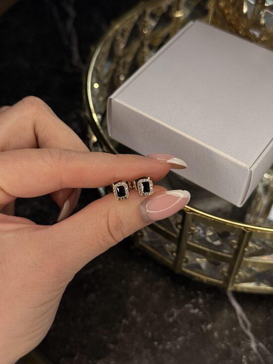 Rozā zelta nagliņu auskari lux MN2