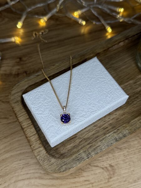 Rozā zelta kaklarota ar ametista krāsas cirkoniju Y14